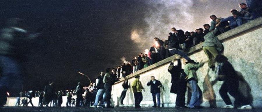fall of the berlin wall.jpg
